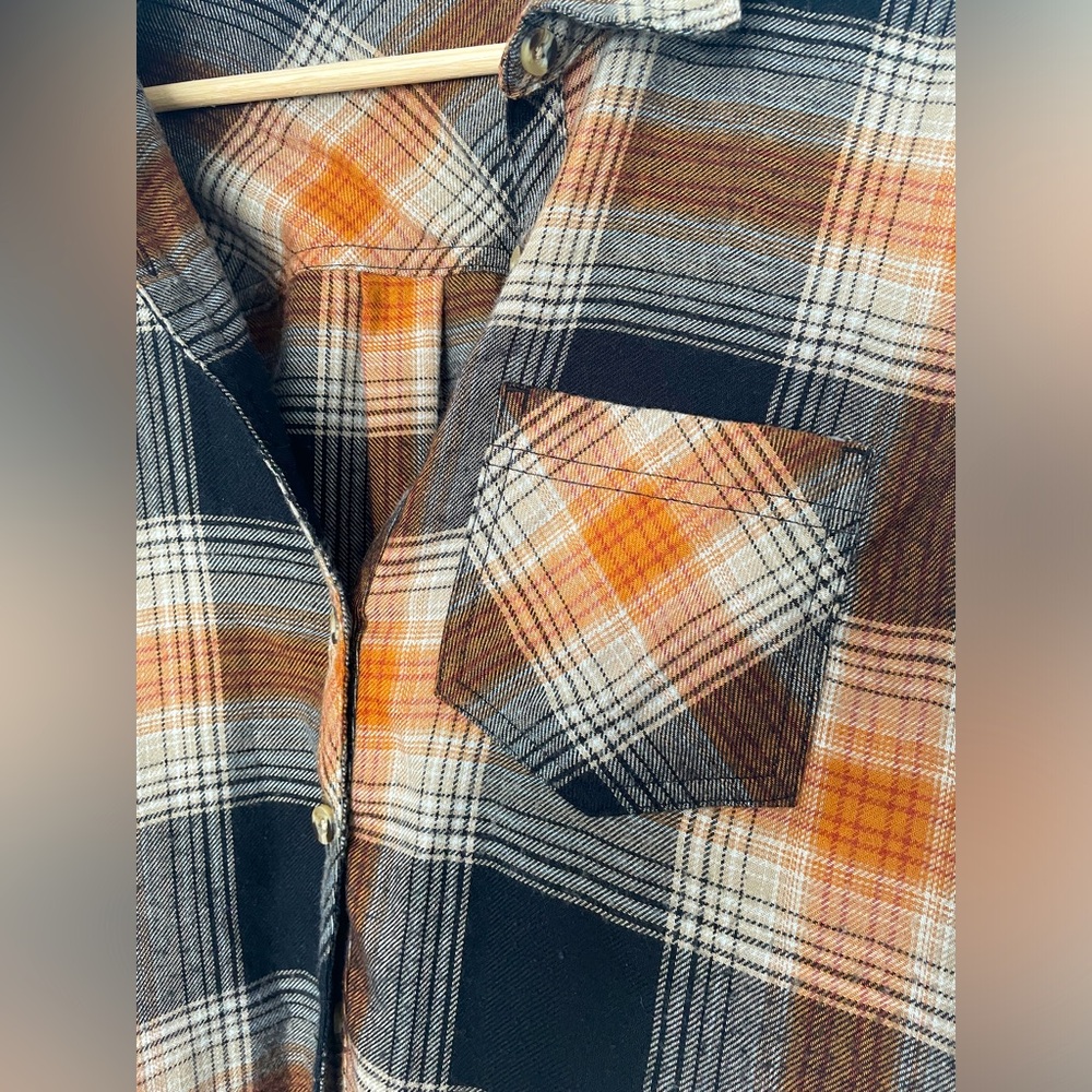 Maurices ~ Black and Orange Flannel ~ M - Picture 2 of 9